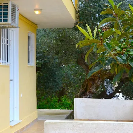 아파트 Eleni - 500m From Center, By Zantewize