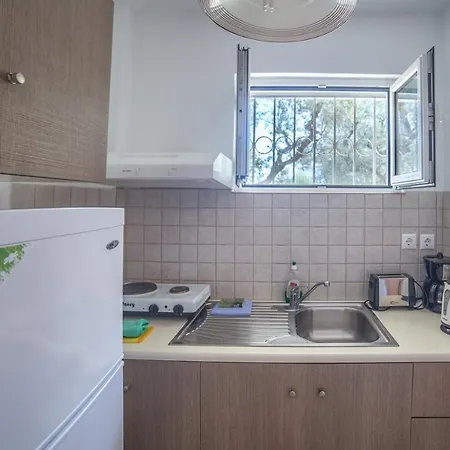 아파트 Eleni - 500m From Center, By Zantewize